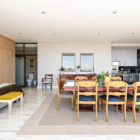 Cambridge Suites -#1 Spectacular Balcony Cape Town Exterior photo